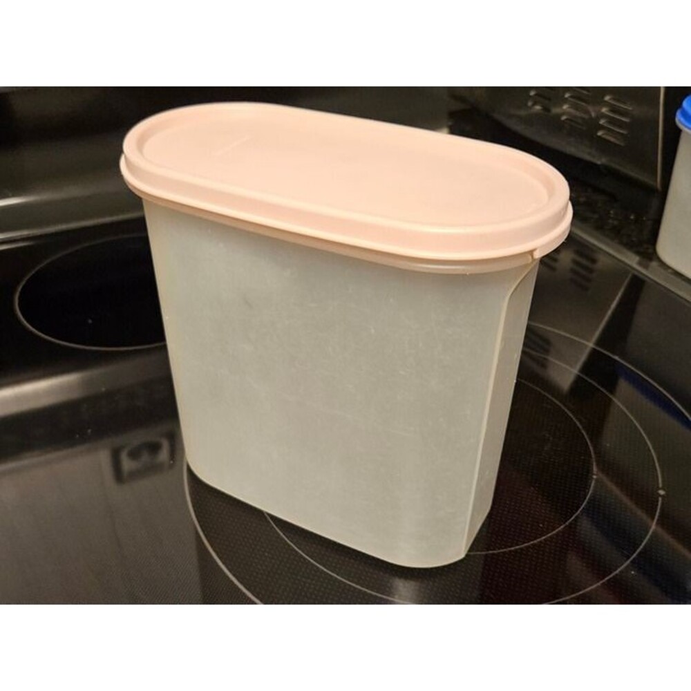 Vintage Tupperware Oval Modular Mates 7" 1613-5 W Pink Lid